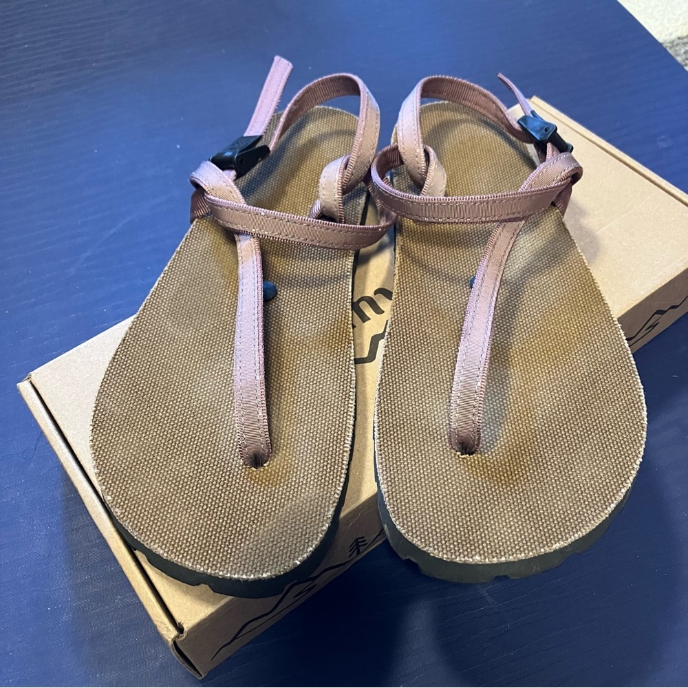 Earth Runners Atlas Barefoot Sandals M8.5/W10.5